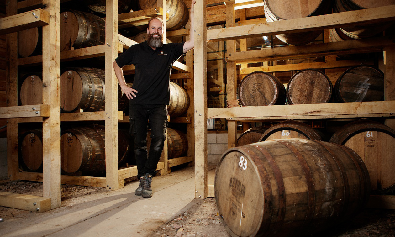 Bus Whisky Distillers