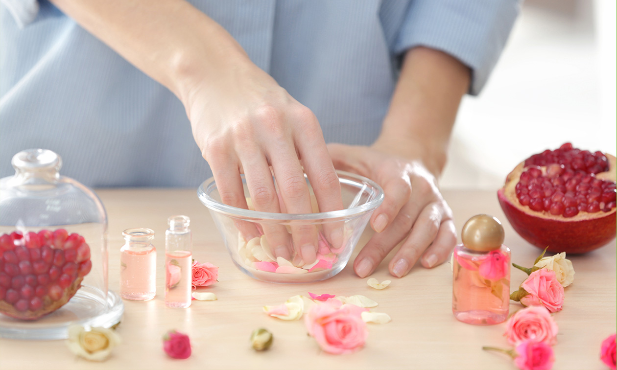 Embracing Scents