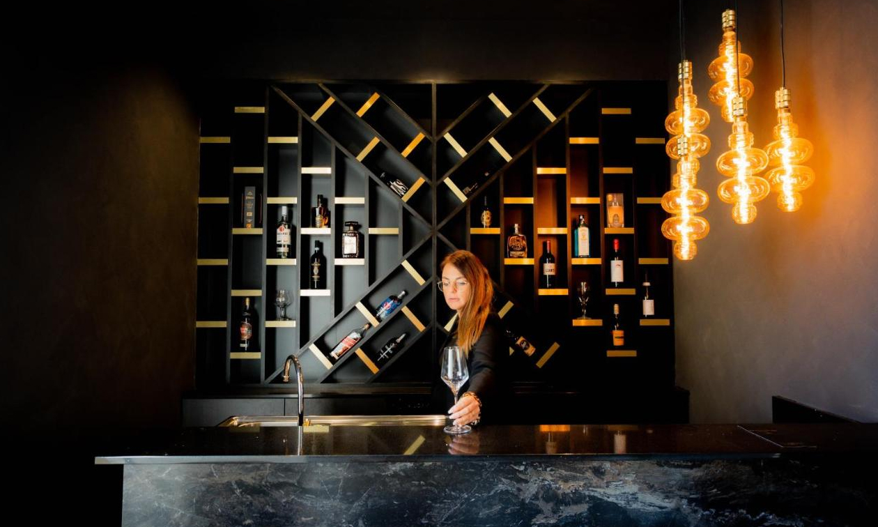 Golden Tree Hotel