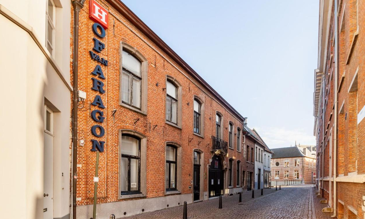 Hof van Aragon
