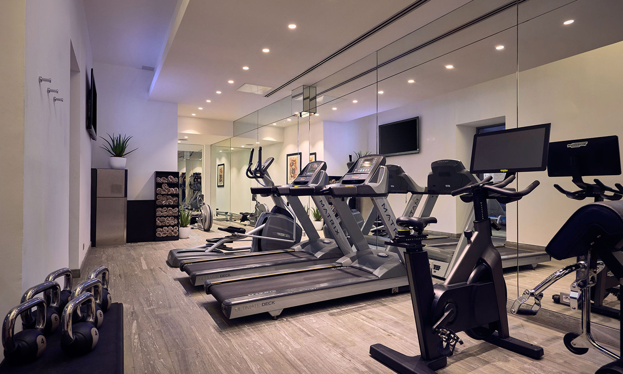 Hotel de Bourgtheroulde, Autograph Collection