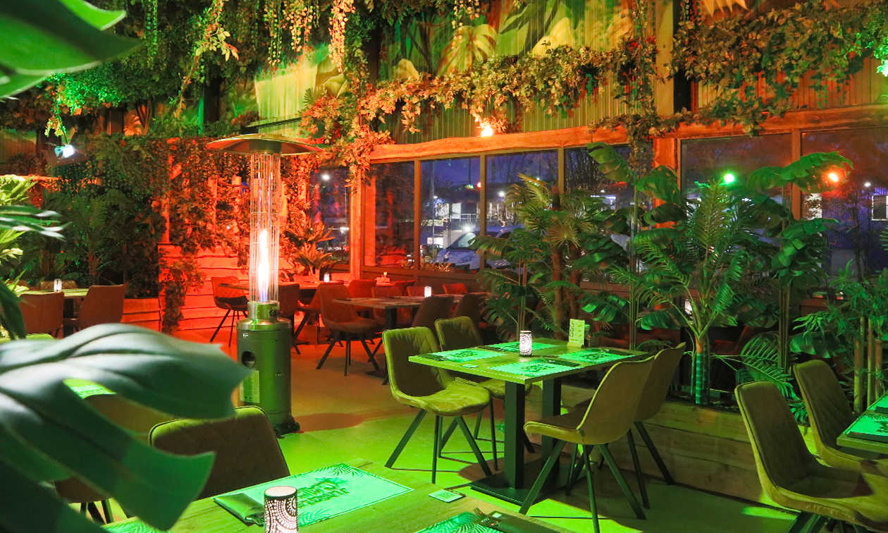 Jungle Café