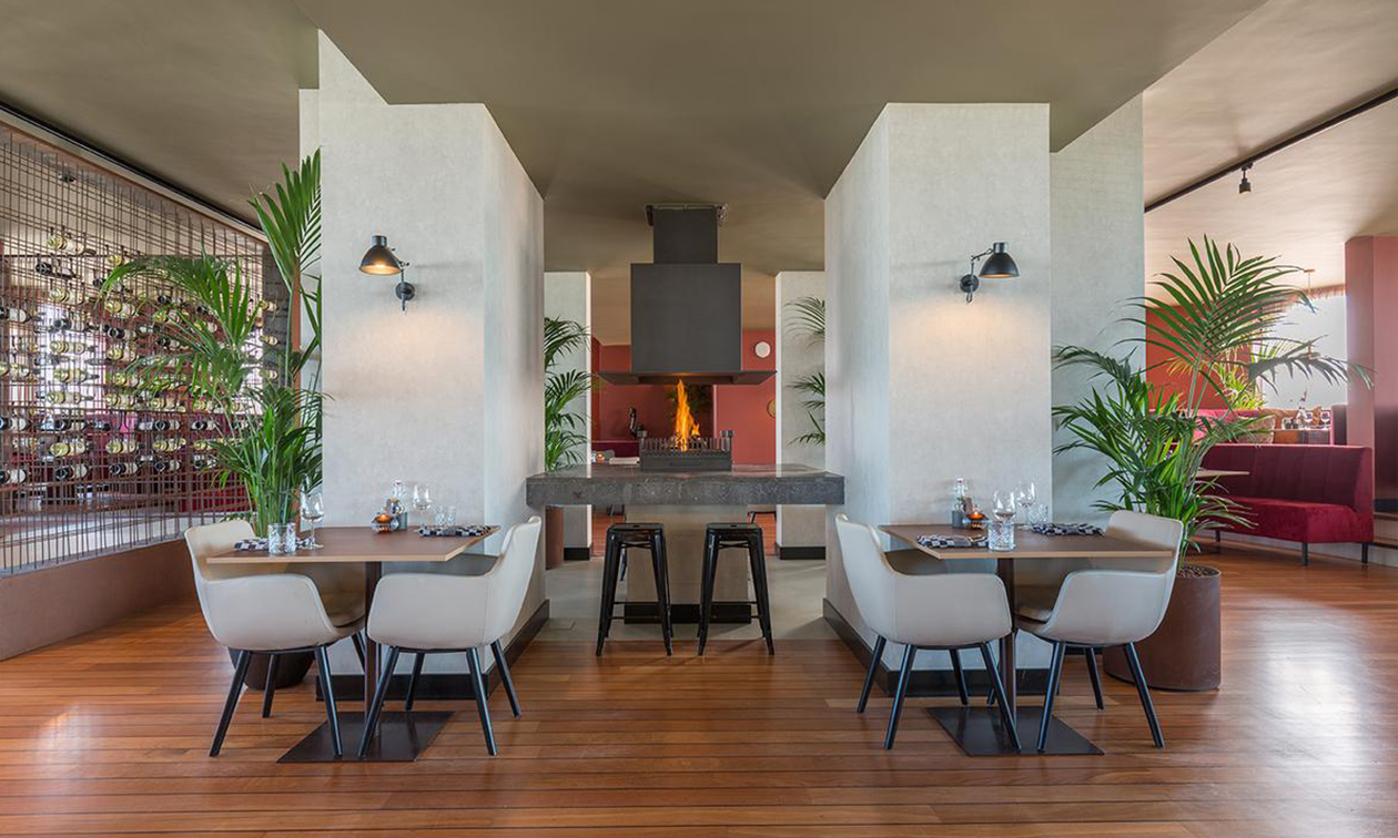 Leonardo Hotel IJmuiden Seaport Beach