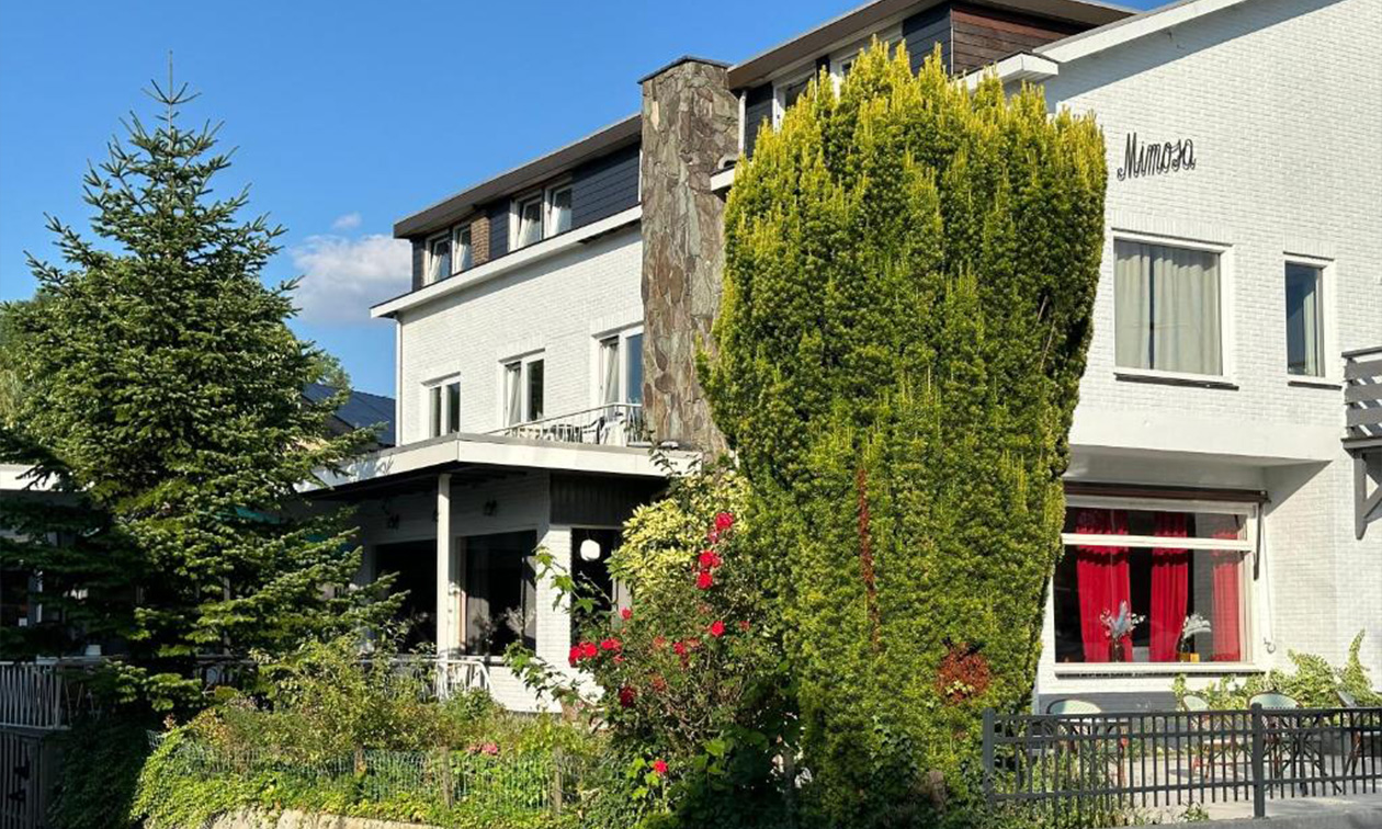 Mimosa Hotel