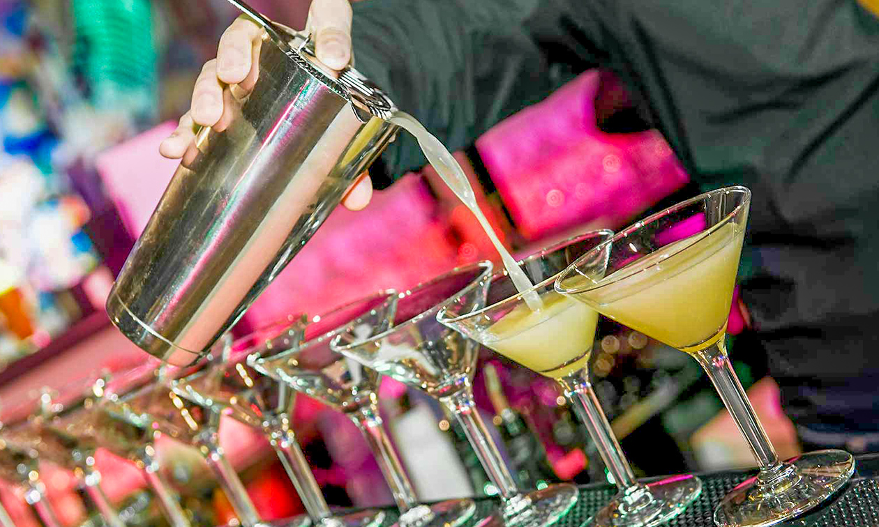 MixxiM Cocktail Club