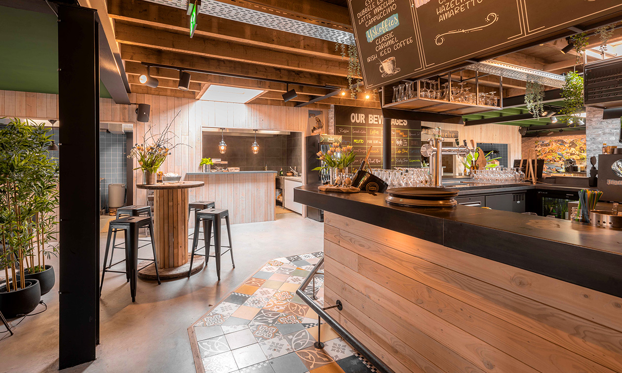 STREETFOODBAR Foodstube Kamperland