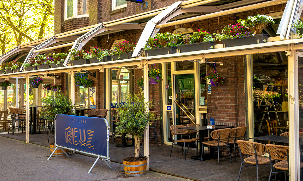 Taveerne REUZ