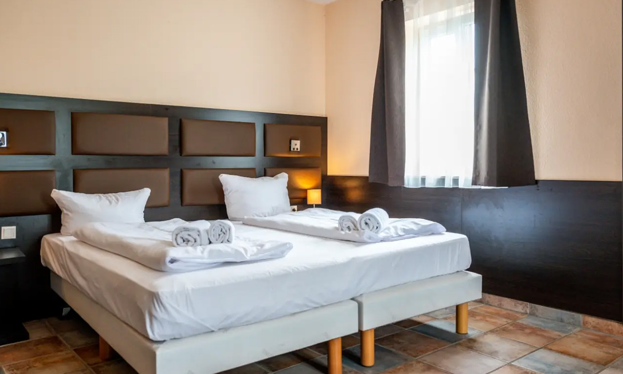 Vintage Hotel