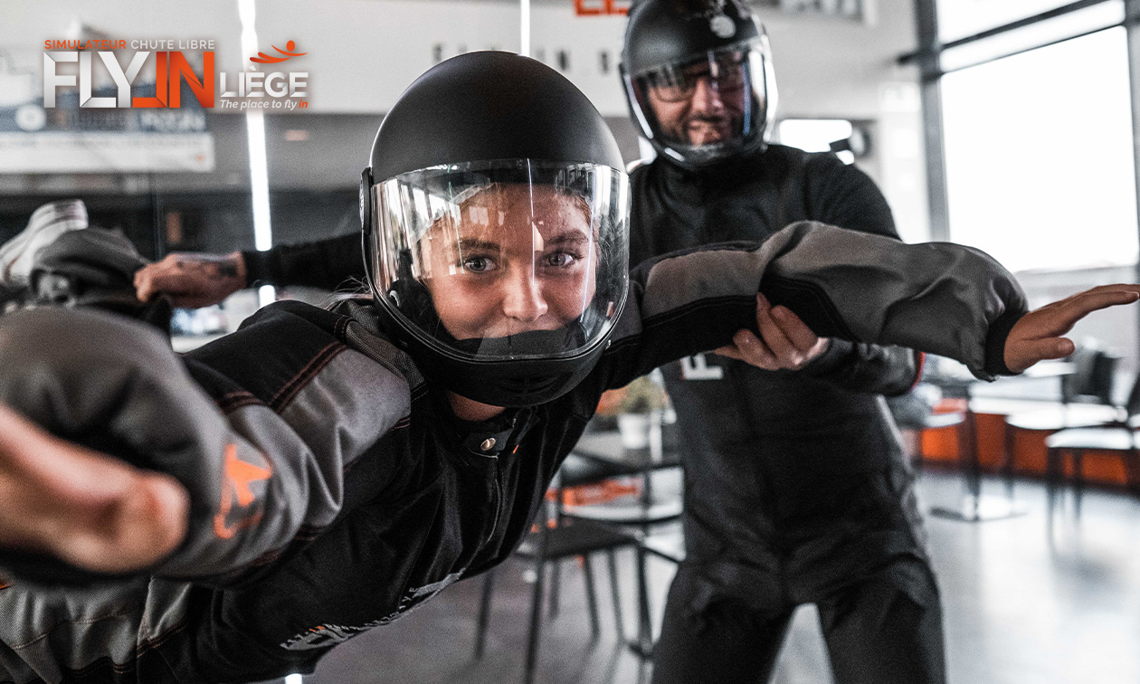 3 vrije val-simulatievluchten + videopakket + drankje bij FLYIN Liège