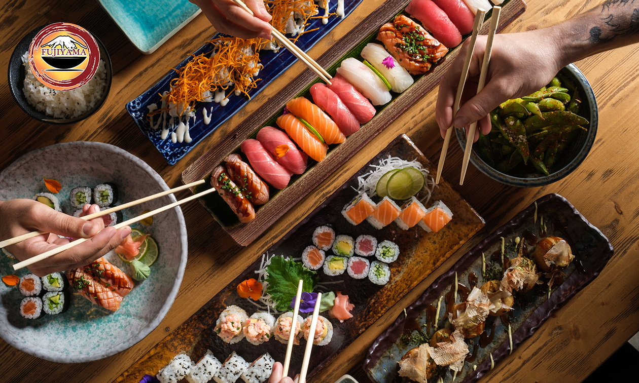 Shared dining met 3, 4 of 5 gerechten per persoon bij Fujiyama in hartje Groningen