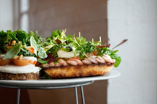SLETTES - 3 retters Smaek menu med velkomstdrink