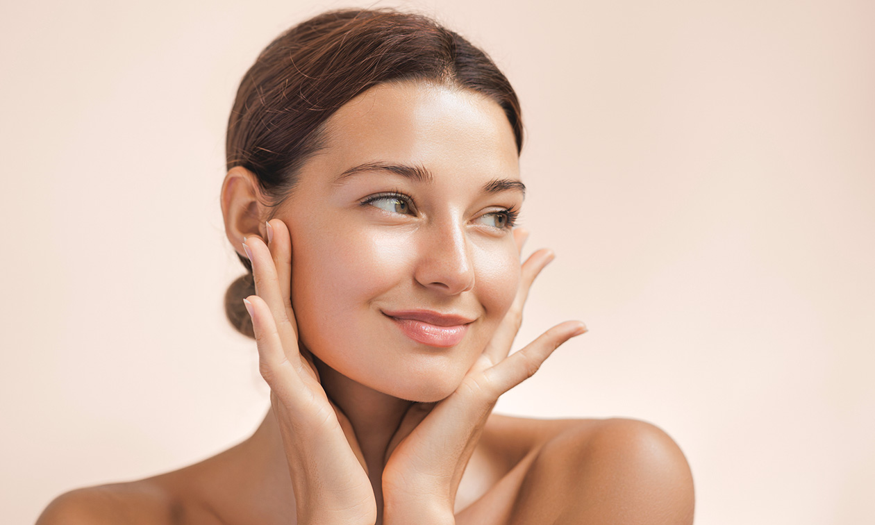 Gelaatsbehandeling naar keuze (45, 60 of 70 min) of luxe verwenarrangement (90 min)
